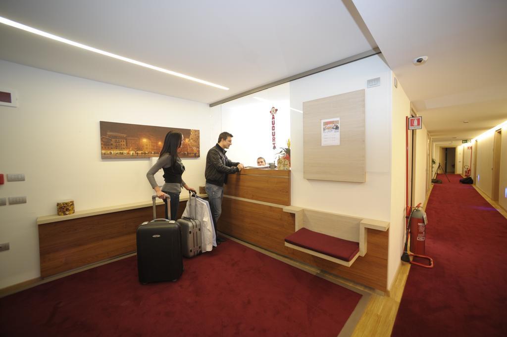 Al Marinaio Hotel Garni Тренто Экстерьер фото