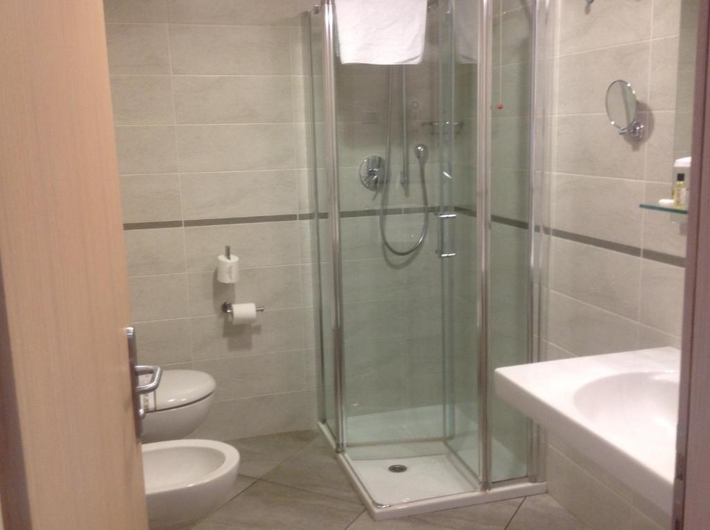 Al Marinaio Hotel Garni Тренто Номер фото